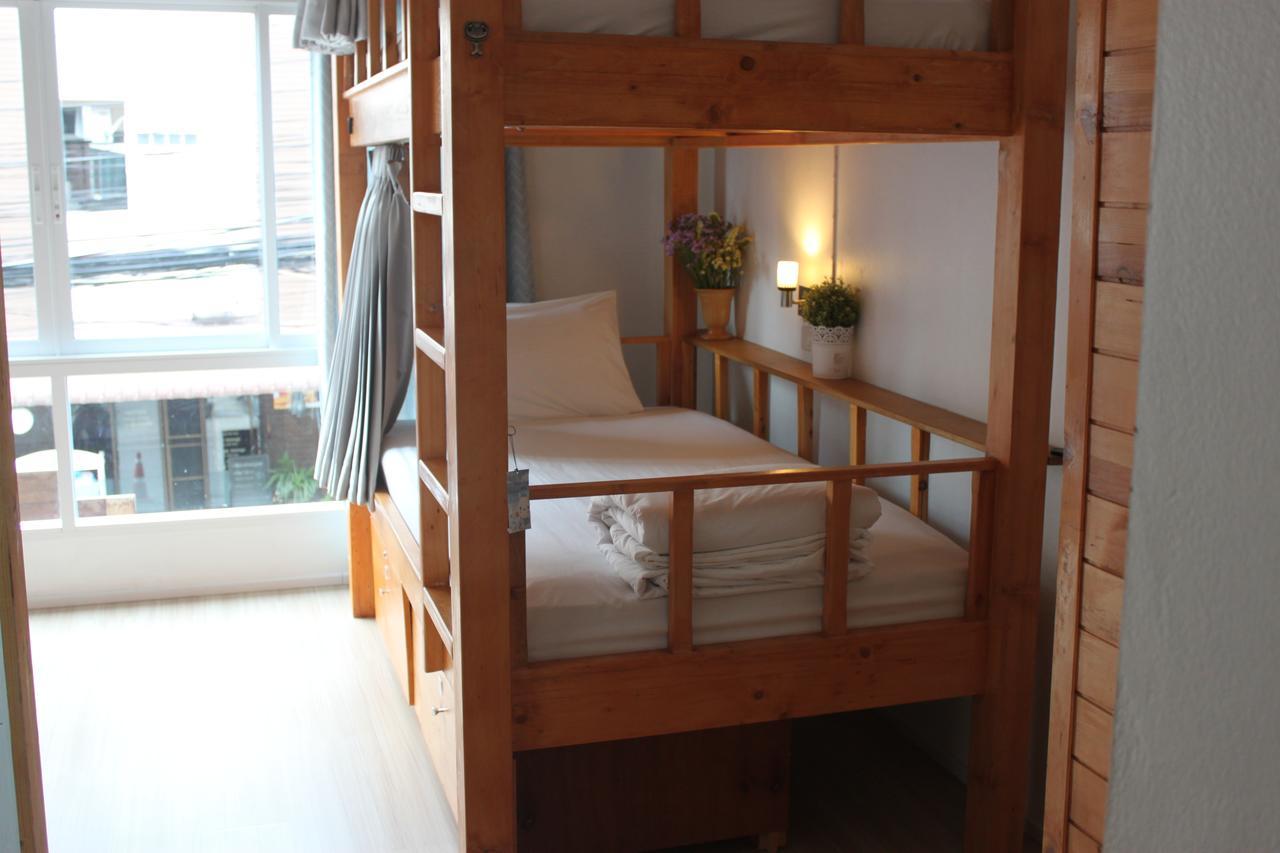 Bunk Boutique Cnx Hostel Τσιάνγκ Μάι Εξωτερικό φωτογραφία