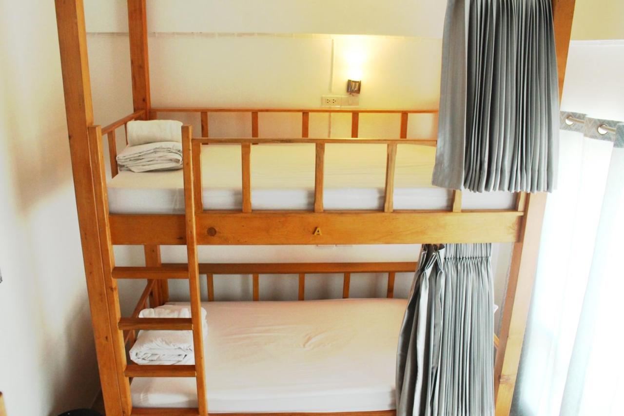 Bunk Boutique Cnx Hostel Τσιάνγκ Μάι Εξωτερικό φωτογραφία